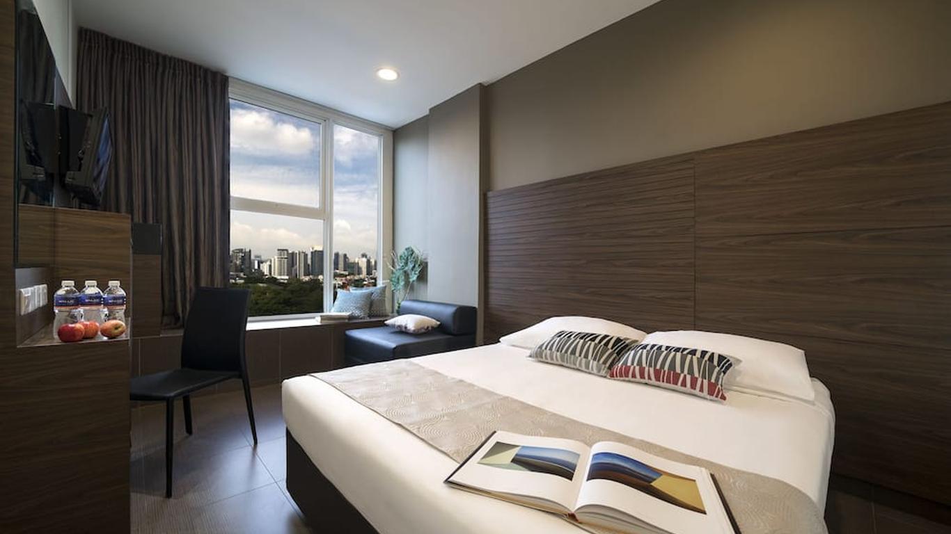 فاليو هوتل تومسن (إس جي كلين)