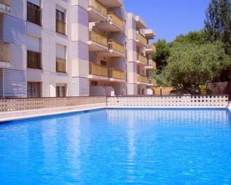Apartamentos Pins Marina 24 - Cambrils - Piscina