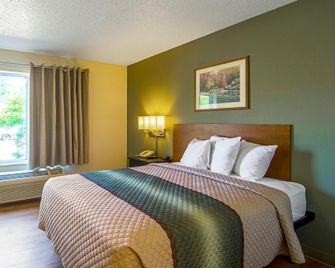 HomeTowne Studios by Red Roof Chicago - Waukegan - Waukegan - Habitación