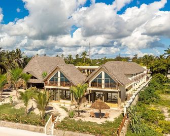 Clove Island Essence & Spa Boutique - Matemwe