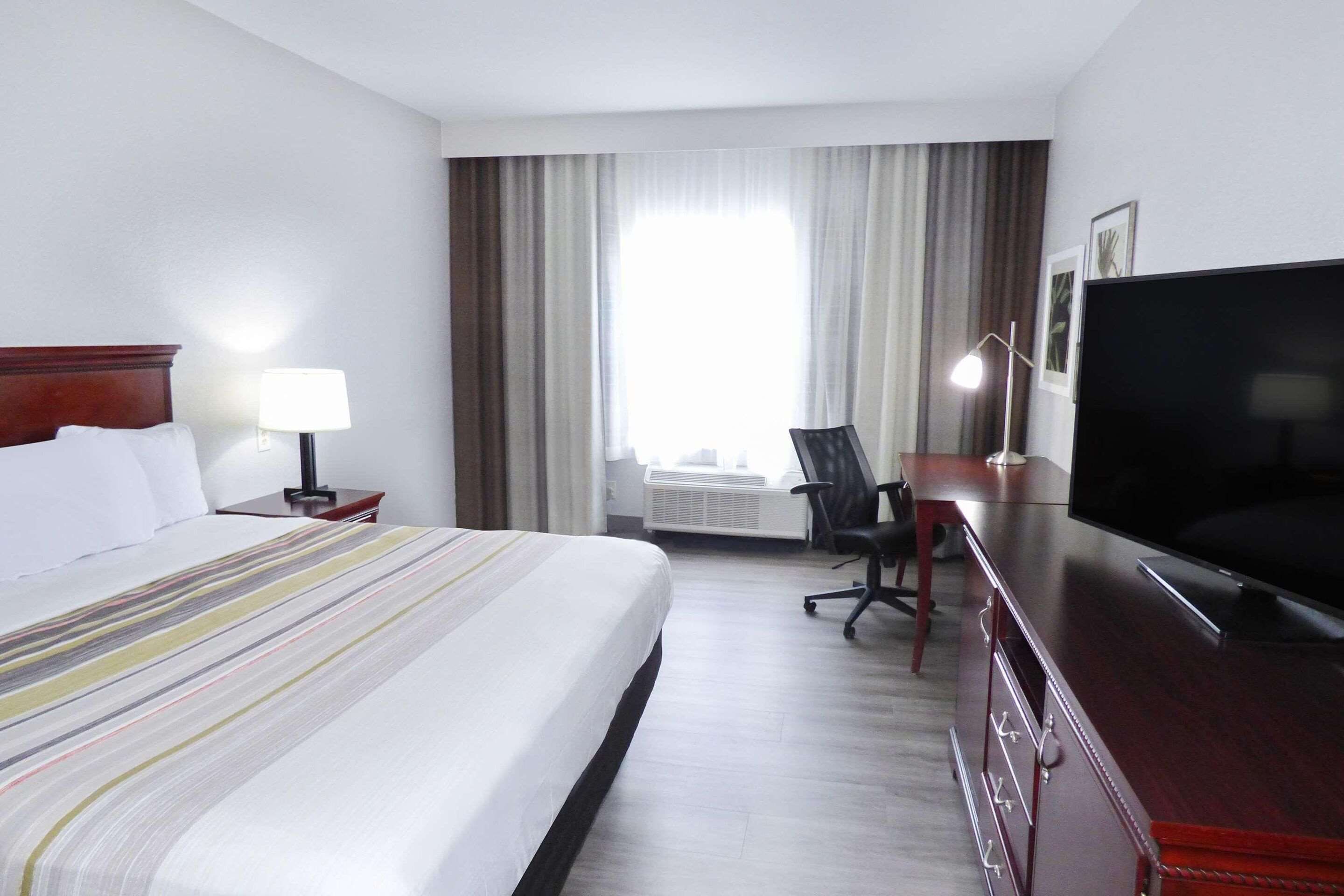 Country Inn & Suites by Radisson, Biloxi-Ocean - Ocean Springs - Camera da letto