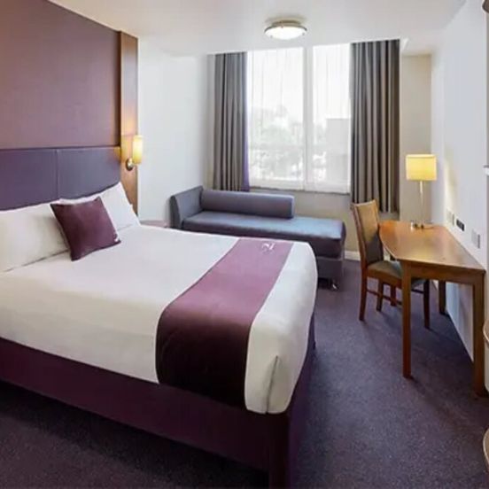 Premier Inn Lincoln - Canwick image 1