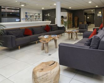 Résidence et Spa Odalys Mendi Alde - La Clusaz - Lobby