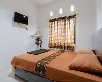 Java Homestay - Yogyakarta - Camera da letto