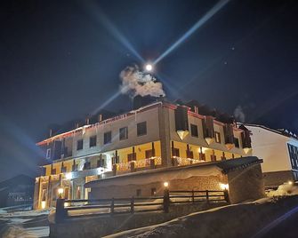 White Park Hotel - Sarıkamış - Building