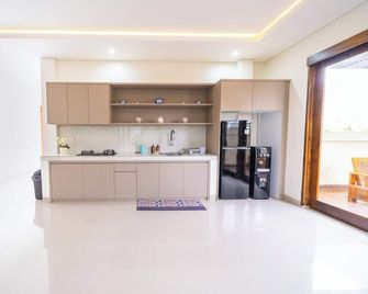 Dekade Living - Denpasar