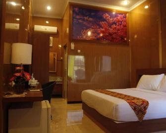 Hotel New Merdeka Pati - Pati - Habitación