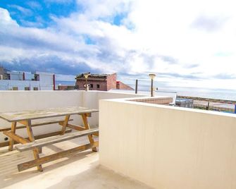 Green Island B&B - Ludao - Balcón