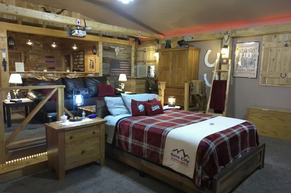 Rustic Serenity in the Ozarks - Harrison - Bedroom