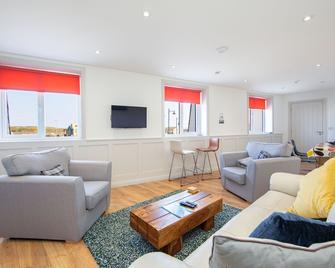 The Anchor Apartments - Downpatrick - Living room