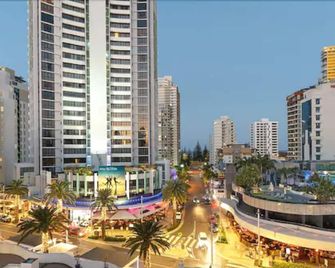 Broadbeach Holiday Apartments - Broadbeach