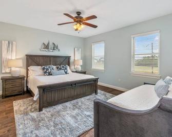 Luxury on the Water - Hackberry - Habitación