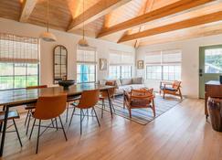 108 the Church St Collection with Pool - Fairhope - Dining room