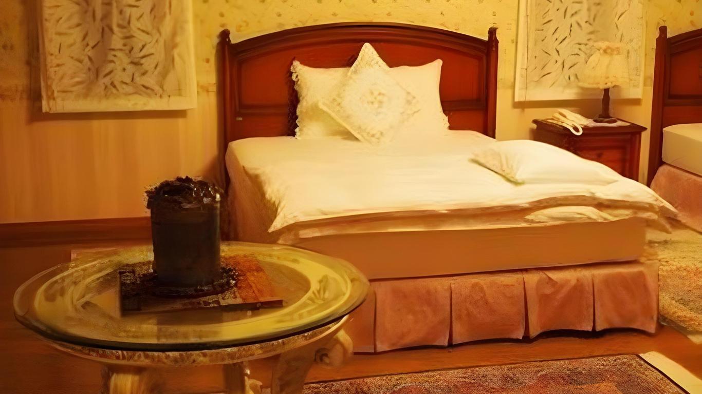 Petit Hotel Corinthian