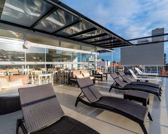 Bossa Jurerê Hotel - פלוריאנופוליס - מרפסת