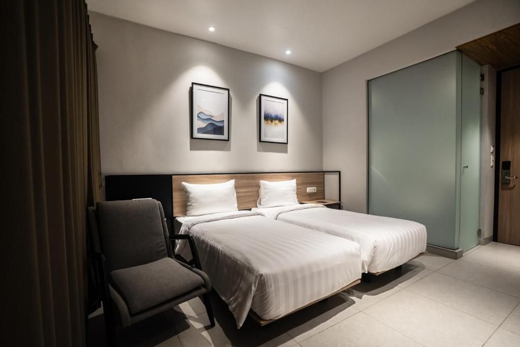 Conjioo Hotel Jakarta Managed by Mhm thumbnail 2