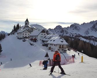 CASETTA CHEY -ideal for couples and families-private parking-breakfast included - Tarvisio - Caratteristiche struttura