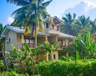 Peacock Villa - Mirissa - Building