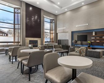 Best Western Plus Elgin - Chicago - West Dundee - Lounge
