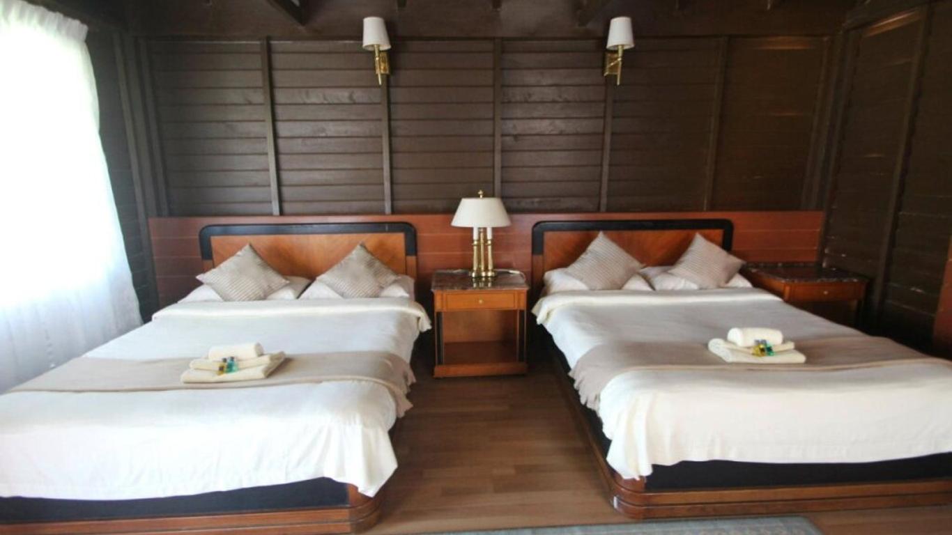 The Manor Beach Resort Besut