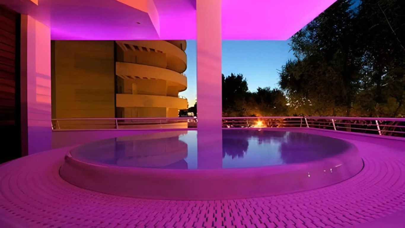 هوتل أراغوستا