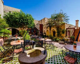 Avalon Boutique Hotel Rhodes - Rhodes - Patio