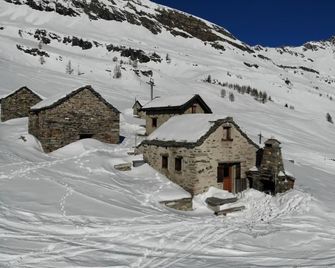 Almhütte 'Casi Hütte' mit faszinierender Aussich by Interhome - Bosco Gurin