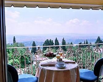 Hotel Villa Aurora - Fiesole - Balcony