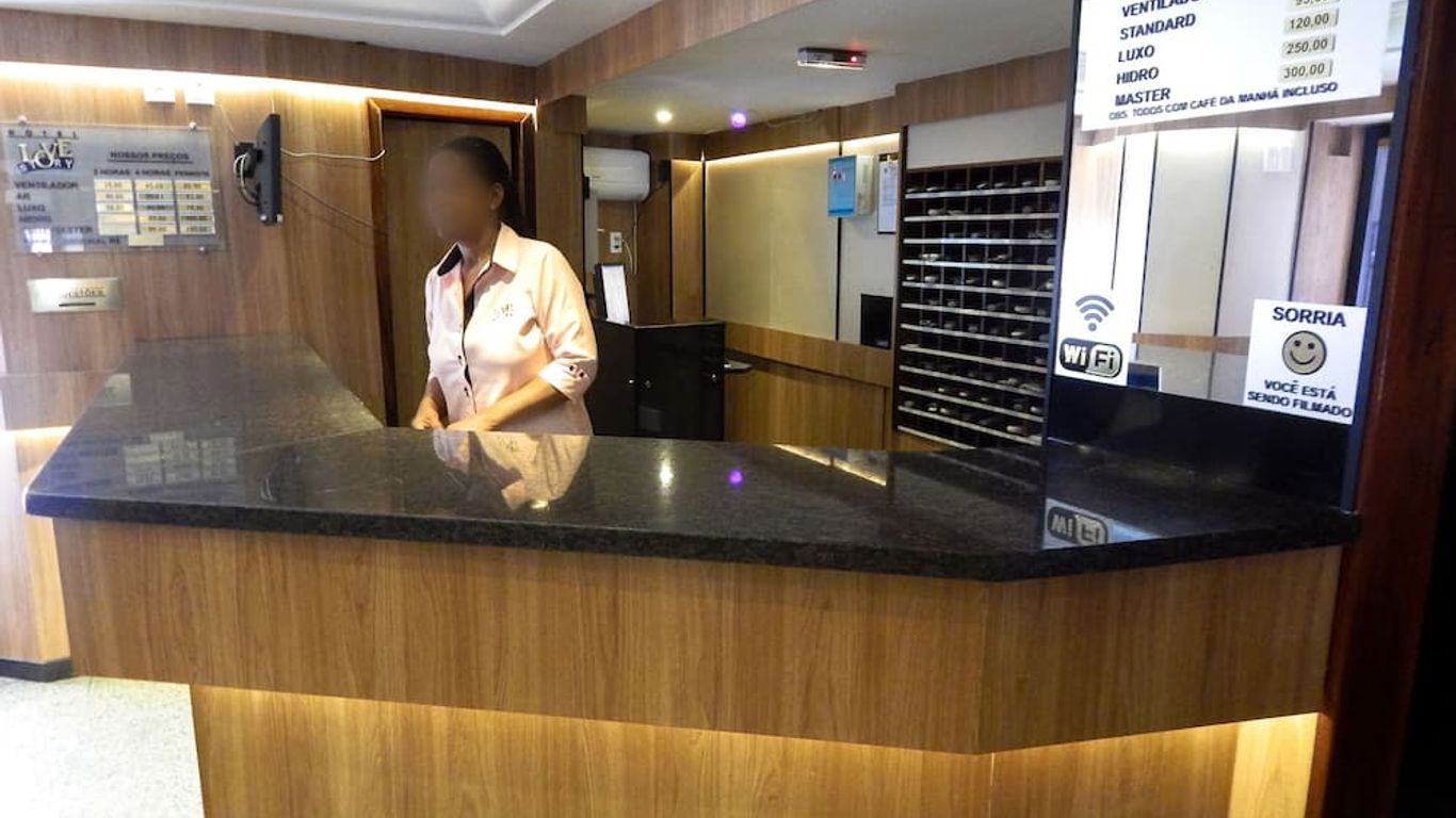 러브 스토리 (성인 전용)