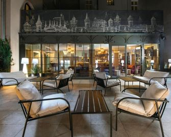 Leonardo Boutique Hotel Krakow Old Town - Krakow - Patio