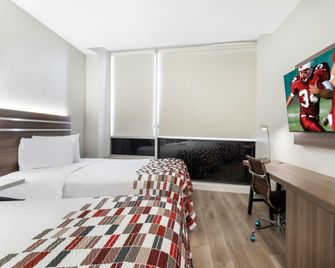 Red Roof Inn & Suites Beaumont - Beaumont - Makuuhuone