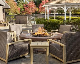 Courtyard by Marriott Santa Rosa - Santa Rosa - Patio