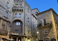 Casali appartamento - San Marino - Building