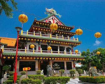 Peace Prison Cafe Inn - Hualien City - Edificio