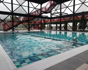 Genting Geo38 Premium Homeplus+8 Near Gp - Genting Highlands - Pool