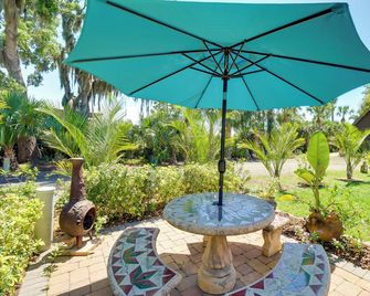 Cabin w/ Boat Launch & Pool Access in Okeechobee - Okeechobee - Patio