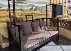 Beautiful and Charming 3-Bed room Villa in Diani - Diani Beach - Balkon