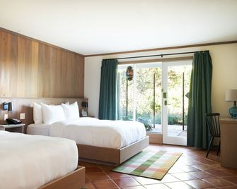 Stage Coach Inn - Salado - Bedroom