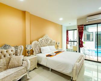 The Pool Resort - Bangkok - Bedroom