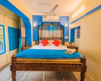 Zostel Jodhpur- Clock Tower - Jodhpur - Bedroom