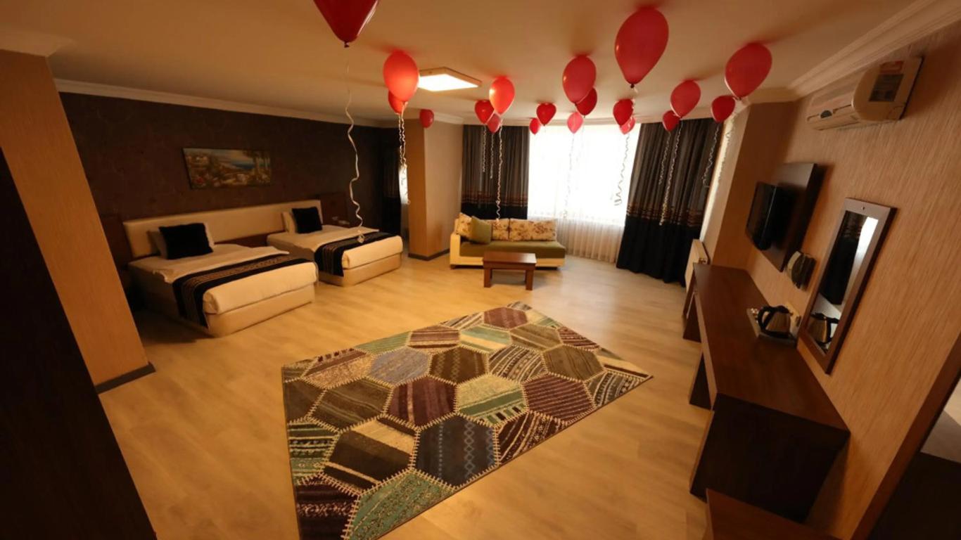 Royal Berk Hotel