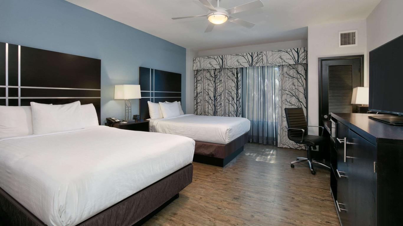 La Quinta Inn & Suites by Wyndham Lubbock Southwest