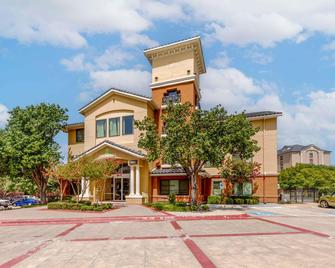 Extended Stay America Suites - Dallas - Las Colinas - Green Park Dr - Irving - Edificio