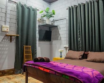 Yedamakky Plantations - Vīrarājendrapet - Schlafzimmer