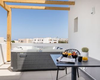 Alenor City Hotel - Naxos - Balcony