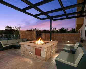 SpringHill Suites by Marriott Kanab - Kanab - Innenhof