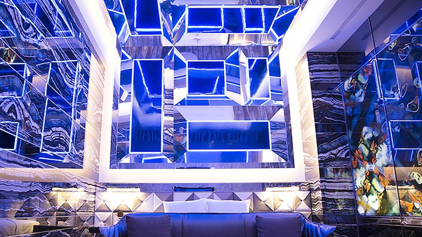 رويال جروب موتل فينج شان برانش