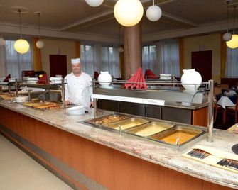 Hotel Vz Bedrichov - Špindlerův Mlýn - Buffé