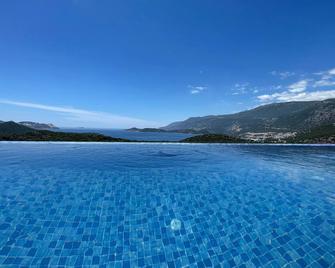 Villa Capa - Kaş - Pool