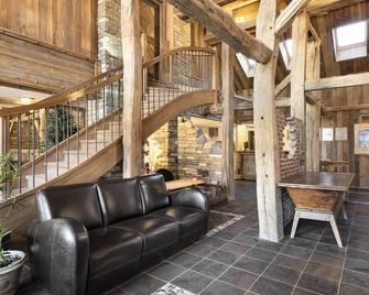 200m from ski slopes, fitness, swimming pool, sauna, hammam, balcony, tv, ski locker, 50m² - Lanslevillard - Salon